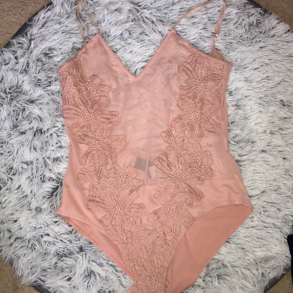 Akira pink / nude lace bodysuit